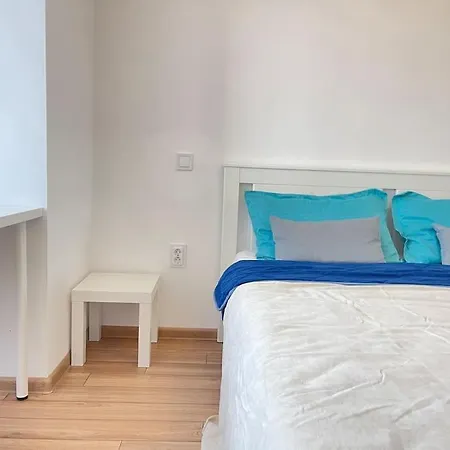 Apartamento With Terrace & Mountain View In Tractorul Braşov